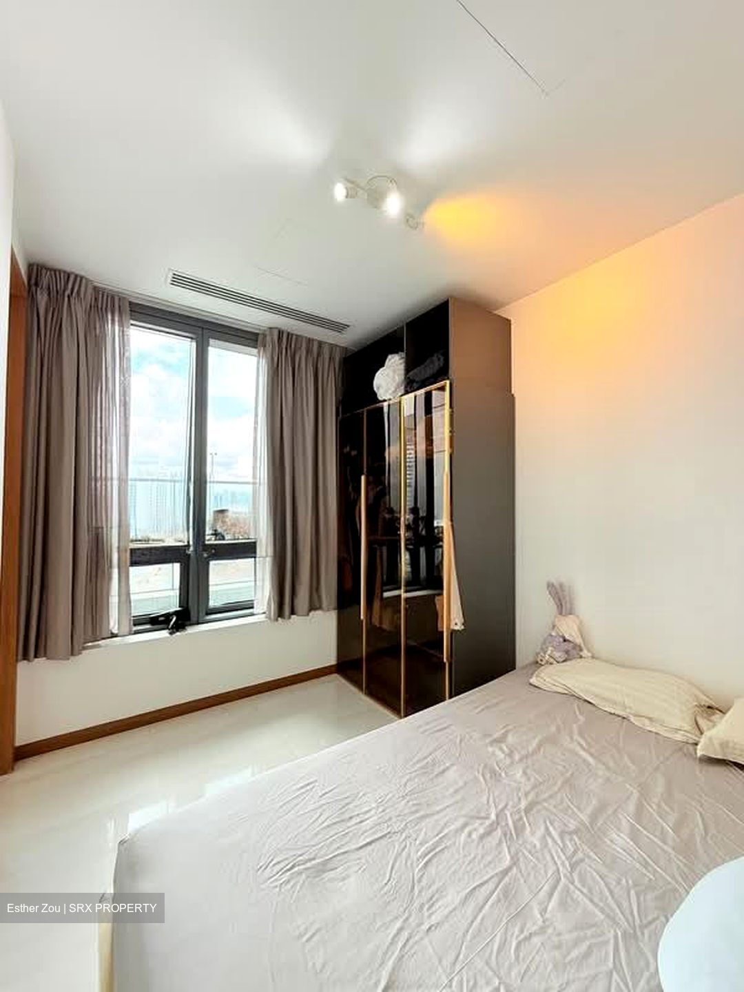 Concourse Skyline (D7), Apartment #568205021
